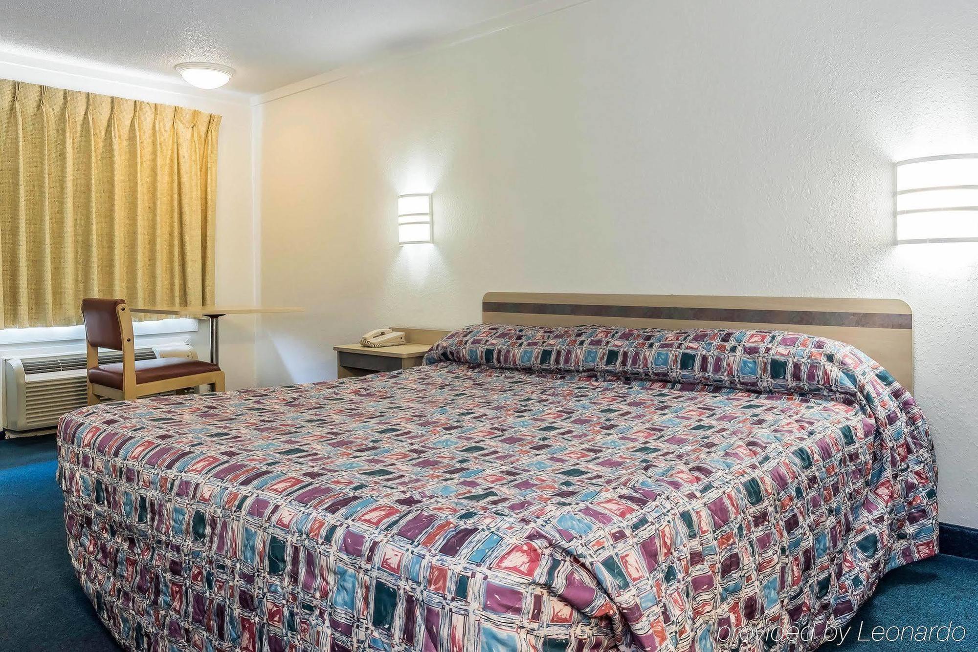 Rodeway Inn Sharonville Exteriér fotografie