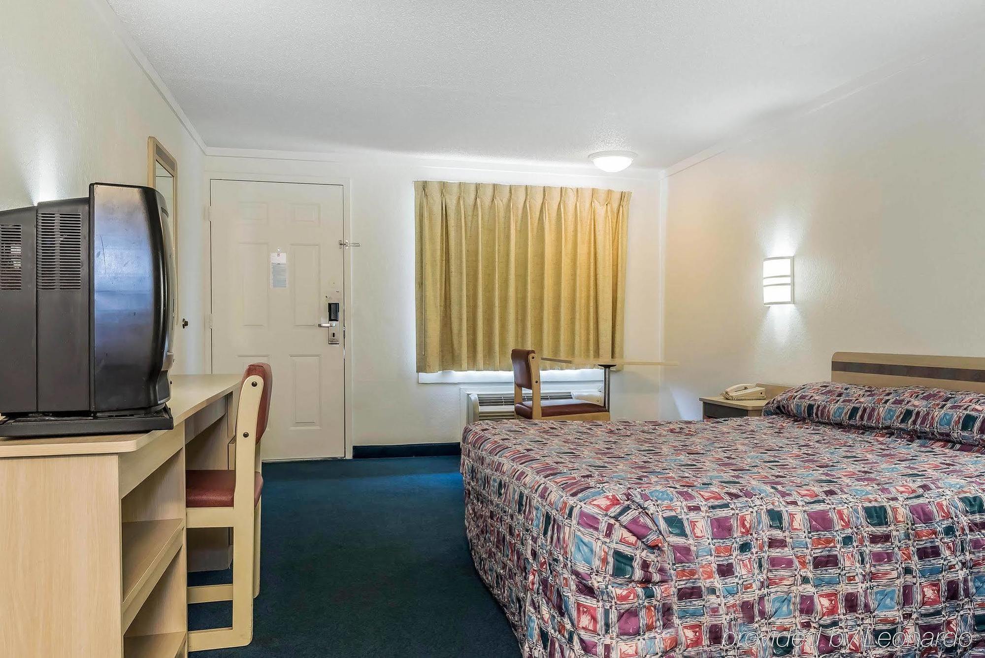 Rodeway Inn Sharonville Exteriér fotografie